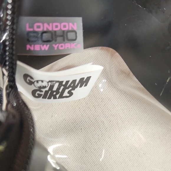 Giveaway .. Black Cat Mask Cosmetic Bag - Picture 6 of 6